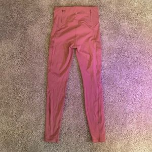 PINK LULULEMON LEGGINGS